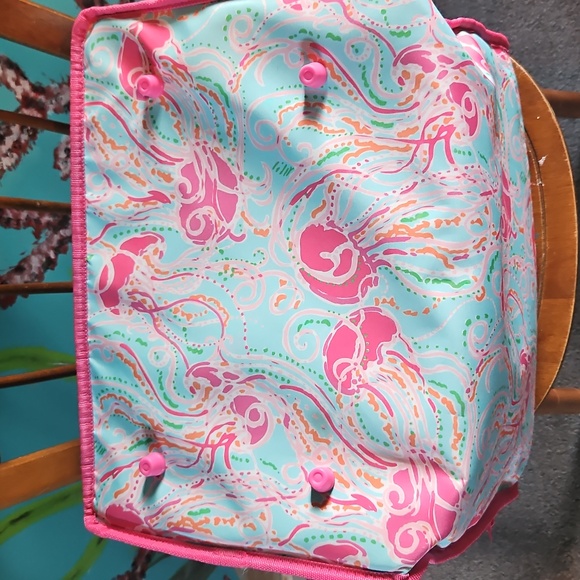 Lilly Pulitzer Insulated Cooler - Picture 5 of 7